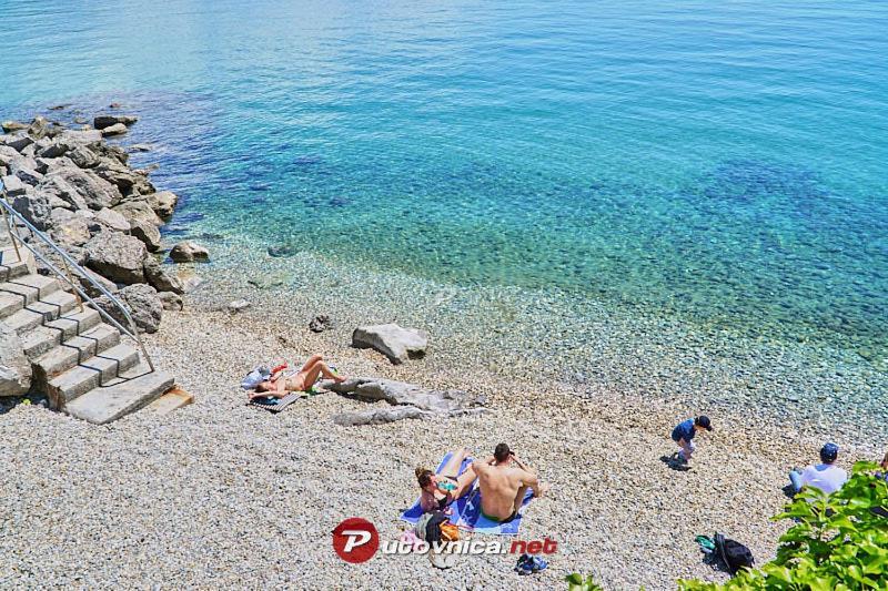 Apartment Zlatko , Ten Steps To The Sea Opatija Bagian luar foto